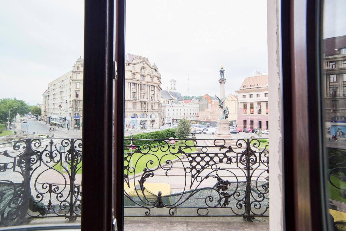 Апартаменти З Балконом На Центр Львова Extérieur photo