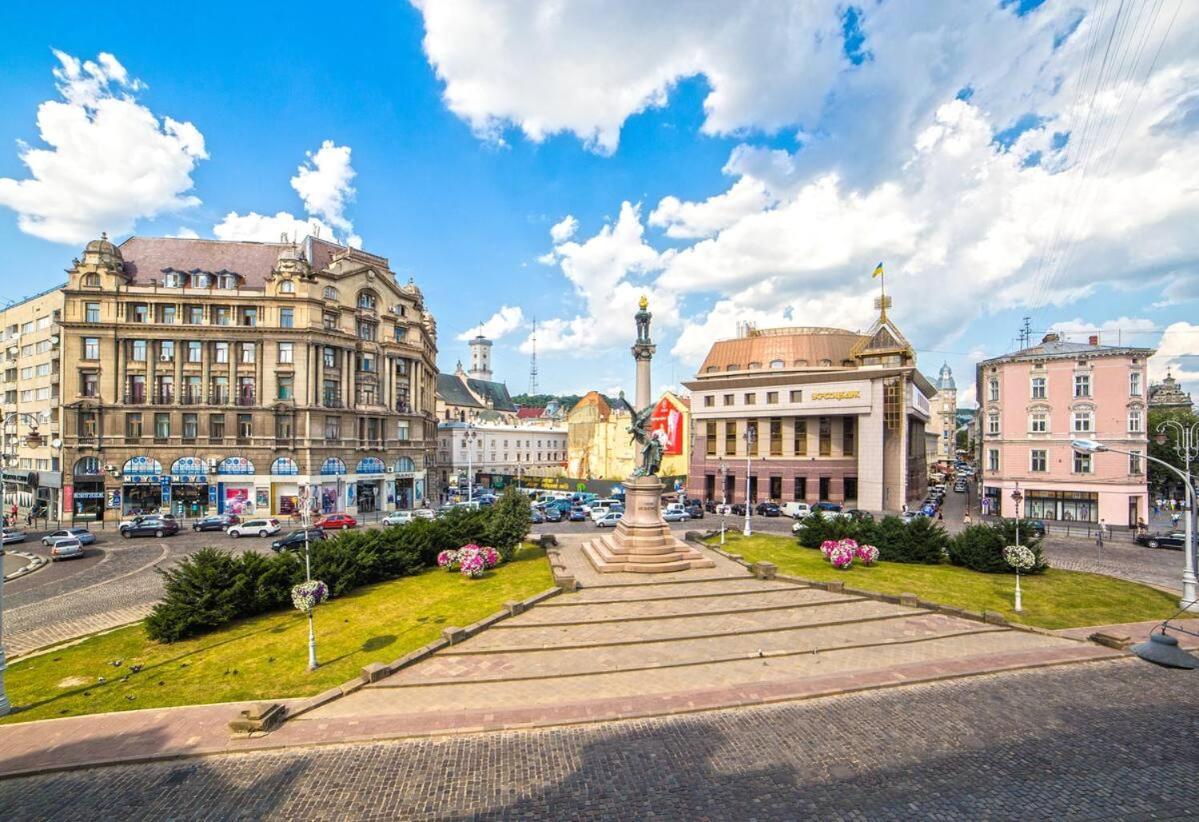 Апартаменти З Балконом На Центр Львова Extérieur photo